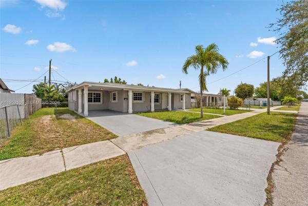Richmond Heights Estates, 10451 SW 150th Ter, Richmond Heights, Florida 33176, image 2