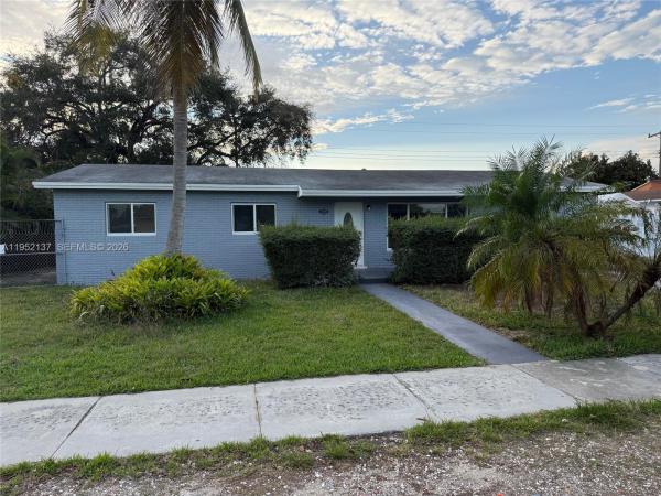Fairway Park, 15860 SW 102nd Pl, Palmetto Estates, Florida 33157, image 2
