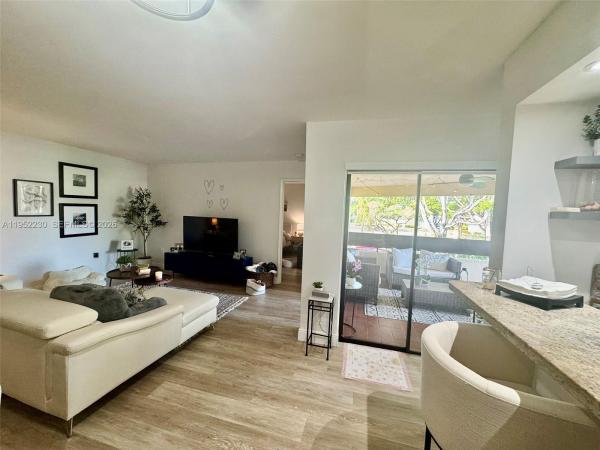 Kenland Bend North, 8810 SW 123rd Ct #M202, The Crossings, Florida 33186, image 2