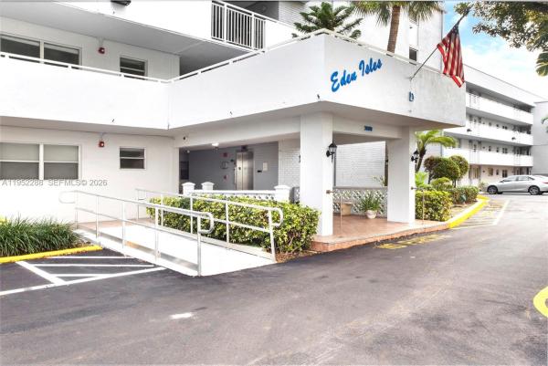 Eden Isles, 3600 NE 170th St #312, North Miami Beach, Florida 33160, image 2
