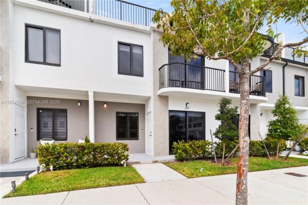 14571 SW 261st St, Princeton, Florida 33032, image 1