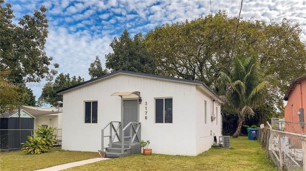 3176 NW 59th St, Unincorporated Dade County, Florida 33142, image 1