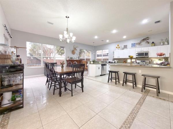 Granada Estates, 366 NE 19th Ave, Homestead, Florida 33033, image 2