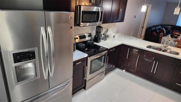 Edgewater Park, 13337 SW 112th Pl, Richmond Heights, Florida 33176, image 2