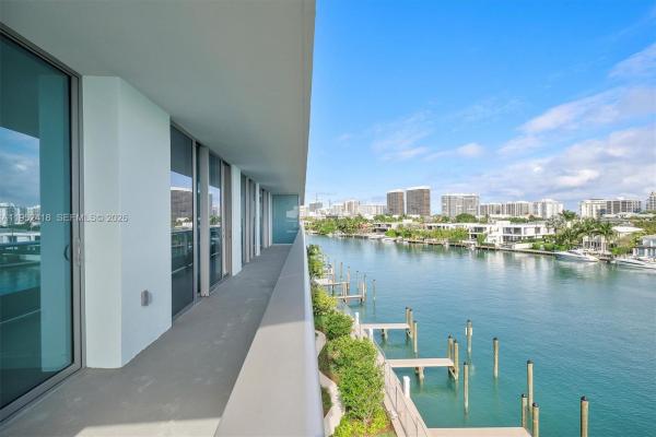 Bay Harbor Islands Residential, 9161 E Bay Harbor Dr, Bay Harbor Islands, Florida 33154, image 1