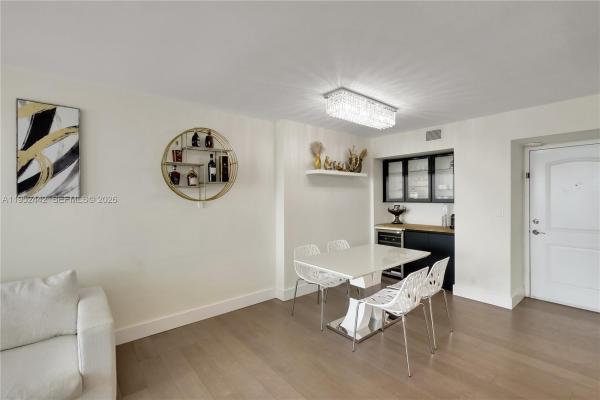 Arlen House East, 100 Bayview Dr #1008, Sunny Isles Beach, Florida 33160, image 2
