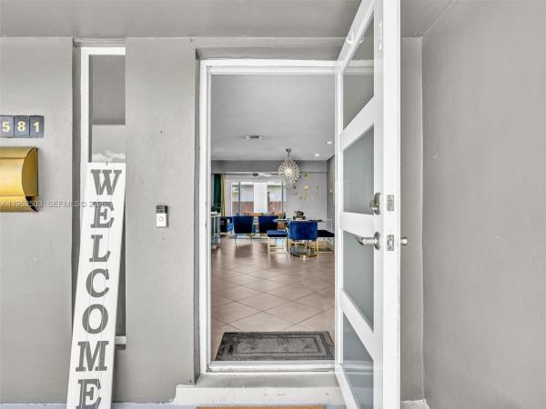 Boulevard Heights, 8581 NW 15th Ct, Pembroke Pines, Florida 33024, image 1