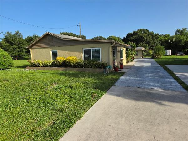 Fort Pierce No HOA, 4321 Kirby Loop Rd, Fort Pierce, Florida 34981, image 1