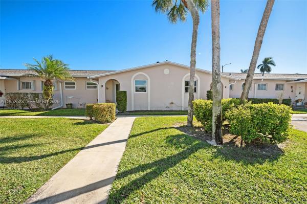 Dudley At Cresthaven Villas, 2772 Dudley Dr E #D, West Palm Beach, Florida 33415, image 1