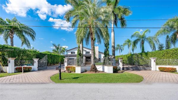 J G Heads Farms, 3420 SW 129th Ave, Tamiami, Florida 33175, image 1