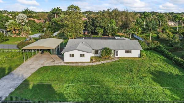 Majestic Groves, 2800 SW 116th Ave, Davie, Florida 33330, image 2