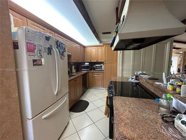 Villas At Carriage Hills Lakeside, 602 Briarwood Cir #4-46, Hollywood, Florida 33024, image 3