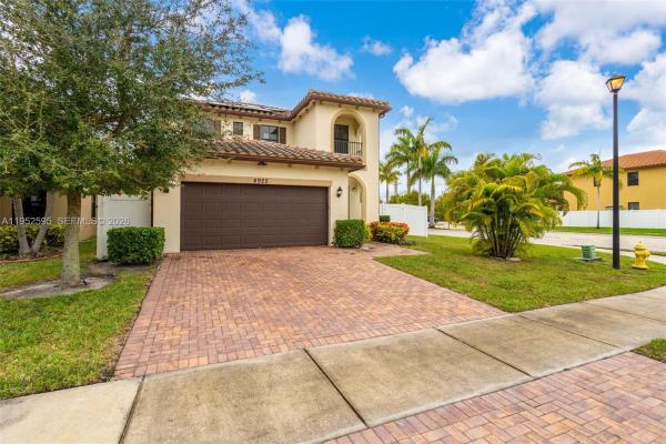 Manor Parc, 4925 NW 51st Ter, Tamarac, Florida 33319, image 2