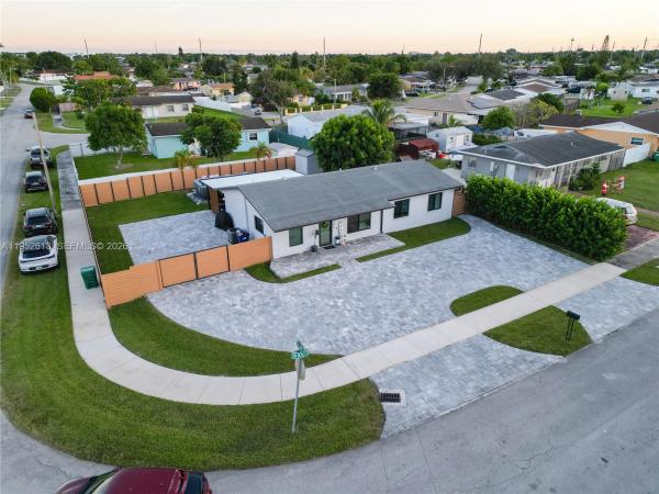 Richmond Heights Estates, 14265 SW 105th Ct, Richmond Heights, Florida 33176, image 2