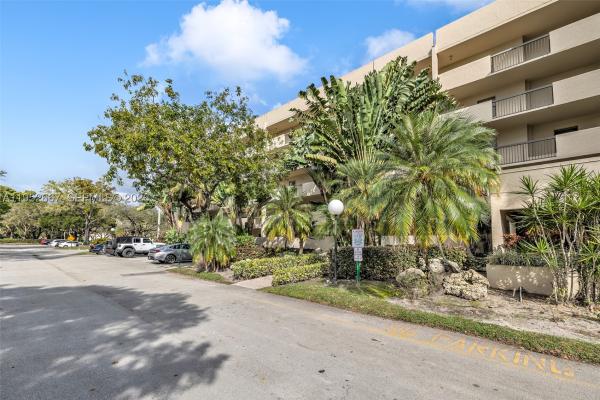 Tradewinds At The Township, 2900 NW 42nd Ave #A402, Coconut Creek, Florida 33066, image 1