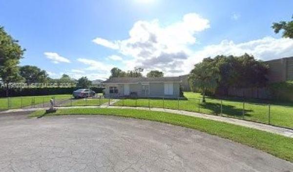 12854 SW 263rd Ter, Homestead, Florida 33032, image 2