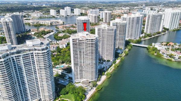 2800 Island Boulevard, 2800 Island Blvd #PH-05, Aventura, Florida 33160, image 3