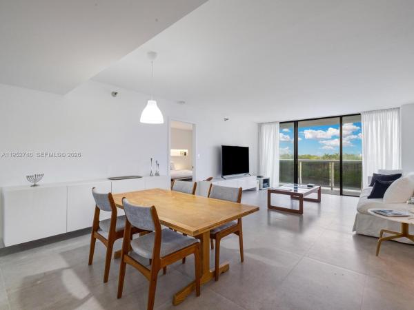 Waterview 1, 20505 E Country Club Dr #531, Aventura, Florida 33180, image 2
