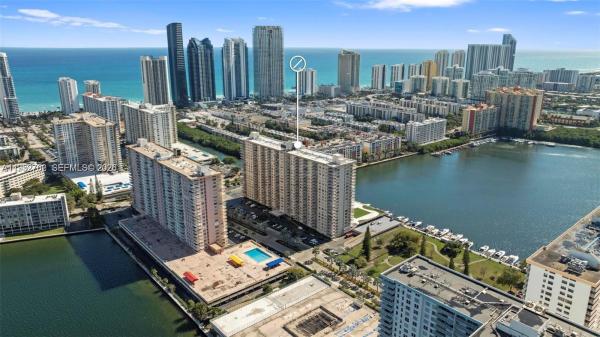 Winston Towers 100, 250 174th St #1410, Sunny Isles Beach, Florida 33160, image 2