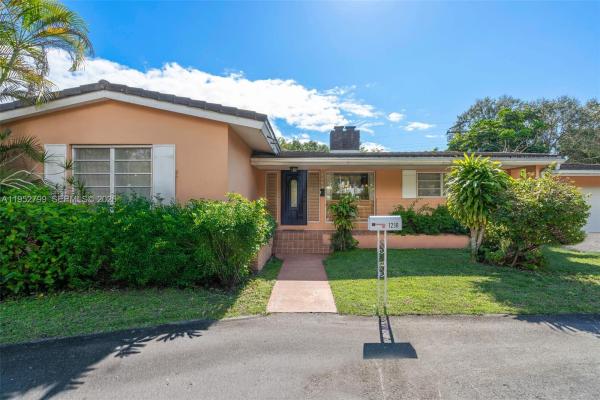 Coral Gables Country Club, 1230 Bird Rd, Coral Gables, Florida 33146, image 2
