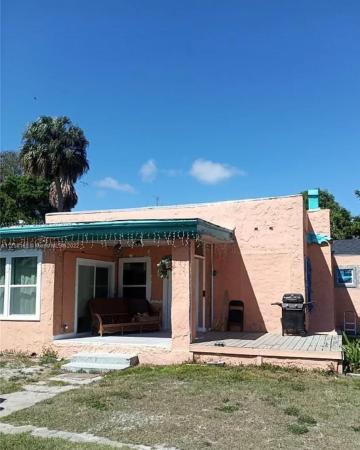Maravilla Terrace, 2405 Sunrise Blvd, Fort Pierce, Florida 34982, image 1