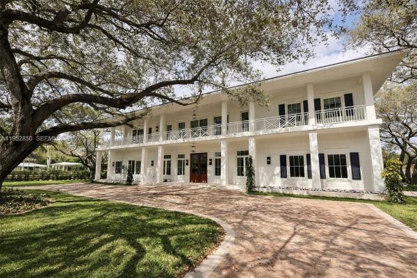 North Pinecrest, 6475 SW 92nd St, Pinecrest, Florida 33156, image 1