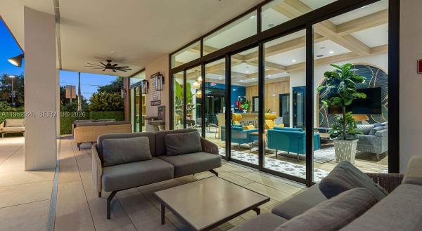 ID Oakland Park, 1001 NE 58th St, Oakland Park, Florida 33334, image 3