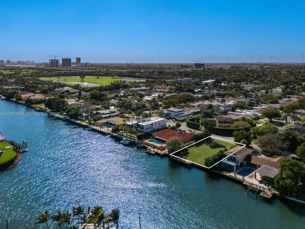 Hollywood Golf Estates, 1101 Diplomat Pkwy, Hollywood, Florida 33019, image 1