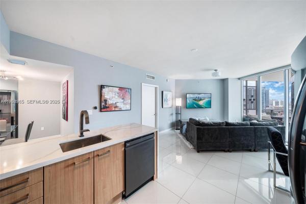 Wind, 350 S Miami Ave #2505, Miami, Florida 33130, image 2
