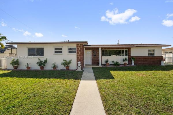 Palm Springs, 5770 NW 111th St, Hialeah, Florida 33012, image 1