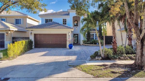 Pelican Bay At Old Cutler Lakes, 9008 SW 211th Ln, Cutler Bay, Florida 33189, image 1