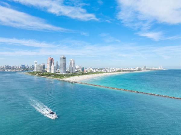 Continuum On South Beach The South Tower, 100 S Pointe Dr #510, Miami Beach, Florida 33139, image 1