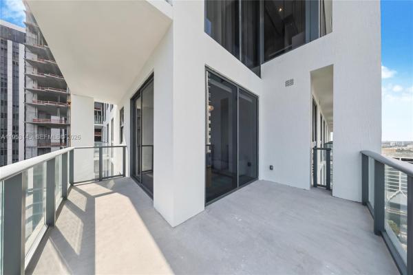 11 Ne 6th St #3209, Miami, Florida 33132, image 1
