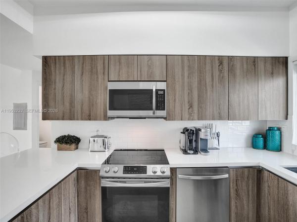 Blue On The Bay, 601 NE 36th St #1003, Miami, Florida 33137, image 2