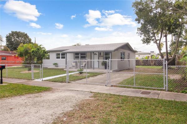 12110 SW 168th St, Unincorporated Dade County, Florida 33177, image 1