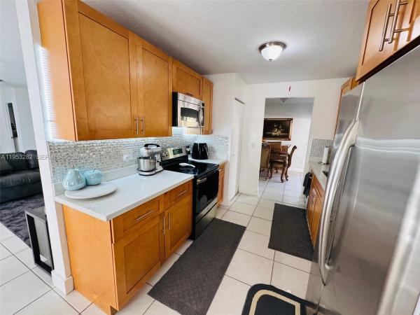 Catalina West, 10137 SW 223rd Ter, Cutler Bay, Florida 33190, image 3