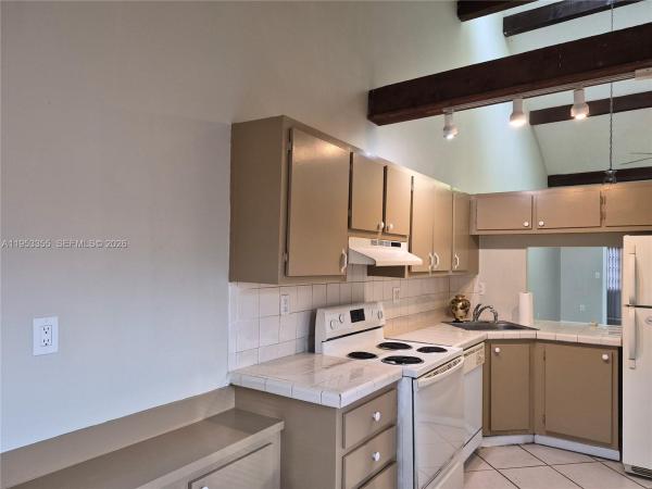 Omega Villas, 1752 NW 74th Ave #18, Plantation, Florida 33313, image 1