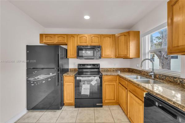 5216 NW 18th Ct #4J, Lauderhill, Florida 33313, image 1