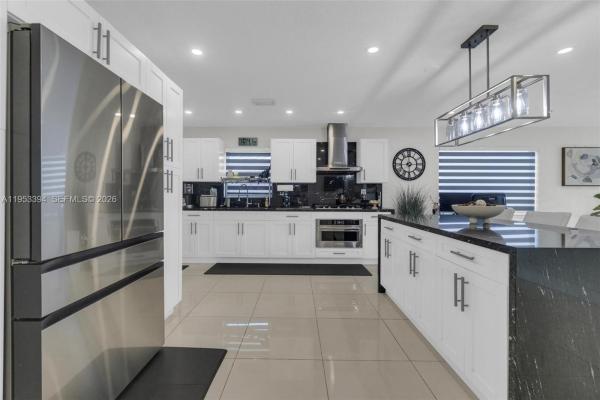 Southern Estates, 12225 SW 42nd St, Tamiami, Florida 33175, image 2
