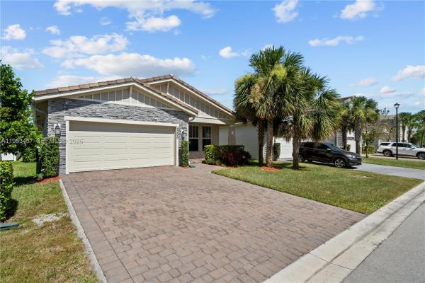 Veleiros At Crystal Lake, 4256 Marina Way, Deerfield Beach, Florida 33064, image 2