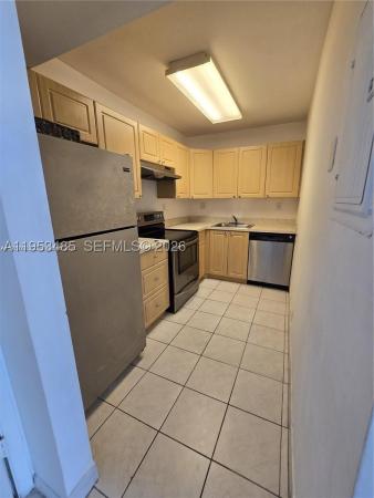 Newport, 405 S Pine Island Rd #202D, Plantation, Florida 33324, image 1