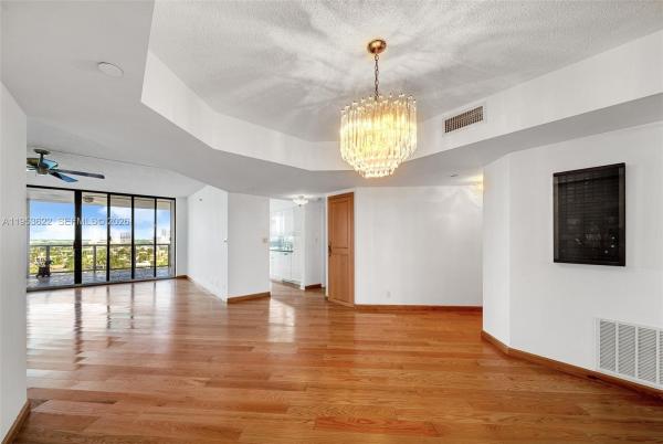Harbor Tower At The Waterways, 3598 NE Yacht Club Dr #1402, Aventura, Florida 33180, image 3