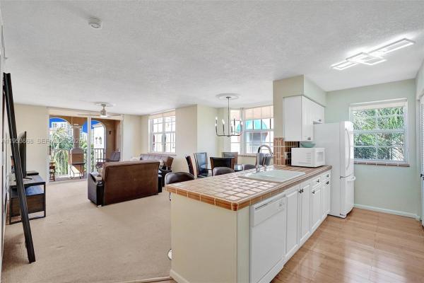 The Yacht Club At Aventura, Aventura, Florida 33180, image 3