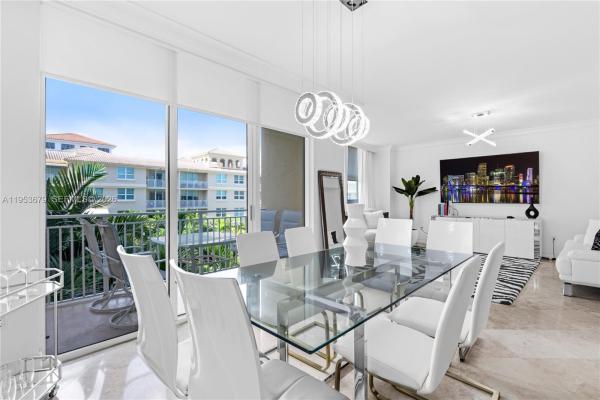 Palmetto Place, 99 SE Mizner Blvd, Boca Raton, Florida 33432, image 1