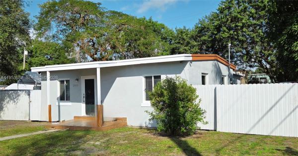 Bunche Park, 2455 NW 161st St, Miami Gardens, Florida 33054, image 1