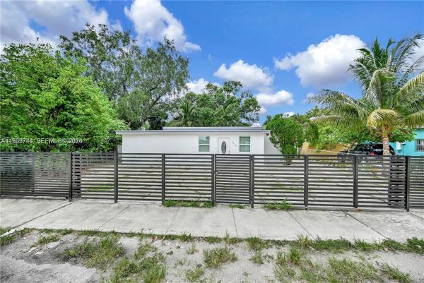 Eleanor Park, 2270 NW 153rd St, Miami Gardens, Florida 33054, image 1