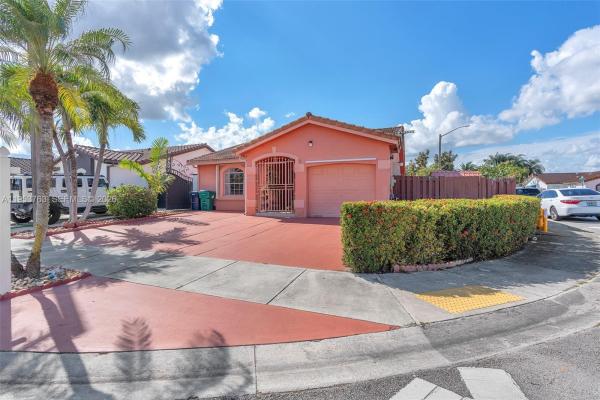 1002 SW 142nd Ct, Unincorporated Dade County, Florida 33184, image 1