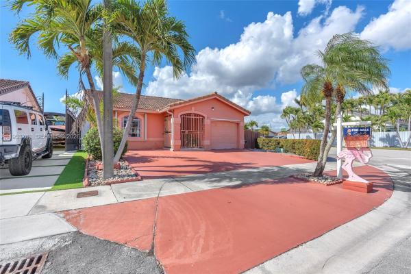 1002 SW 142nd Ct, Unincorporated Dade County, Florida 33184, image 2