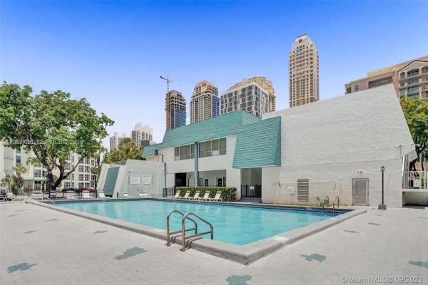 Avila North, 200 177th Dr #416, Sunny Isles Beach, Florida 33160, image 2