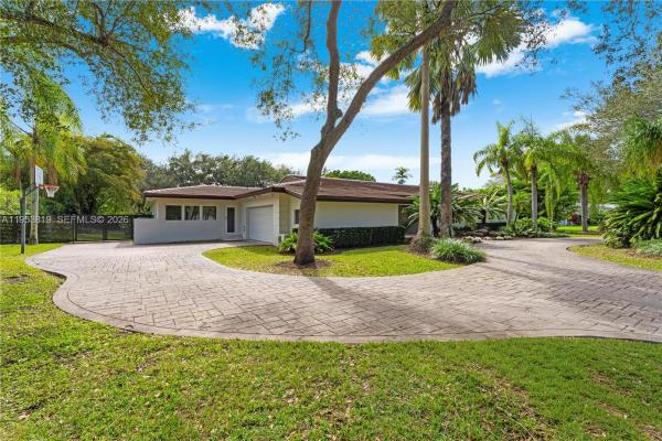 Oakridge Pines, 6700 SW 117th St, Pinecrest, Florida 33156, image 3